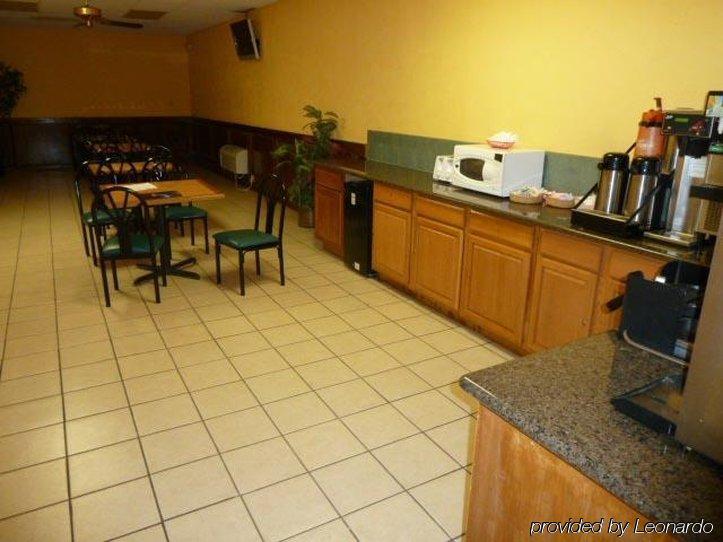 Americas Best Value Inn Clute Exterior photo